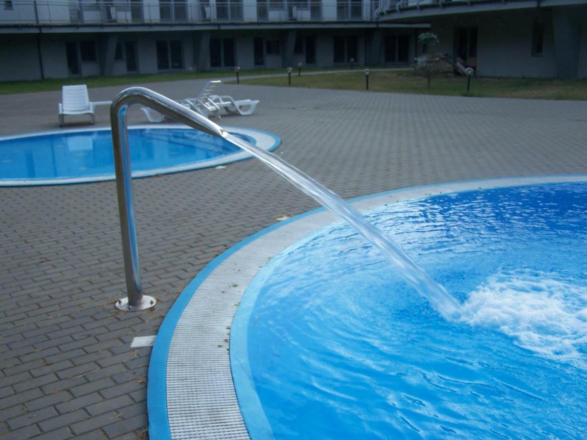 Baltic Apartament ポビエロボ エクステリア 写真
