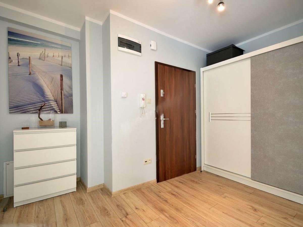 Baltic Apartament ポビエロボ エクステリア 写真