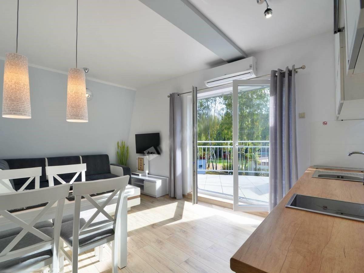 Baltic Apartament ポビエロボ エクステリア 写真